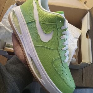 Nike Air Force 1 Low EVO Action Green Gum Size 9.5 Mens